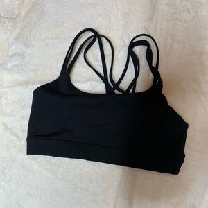 GapFit Sport Bra